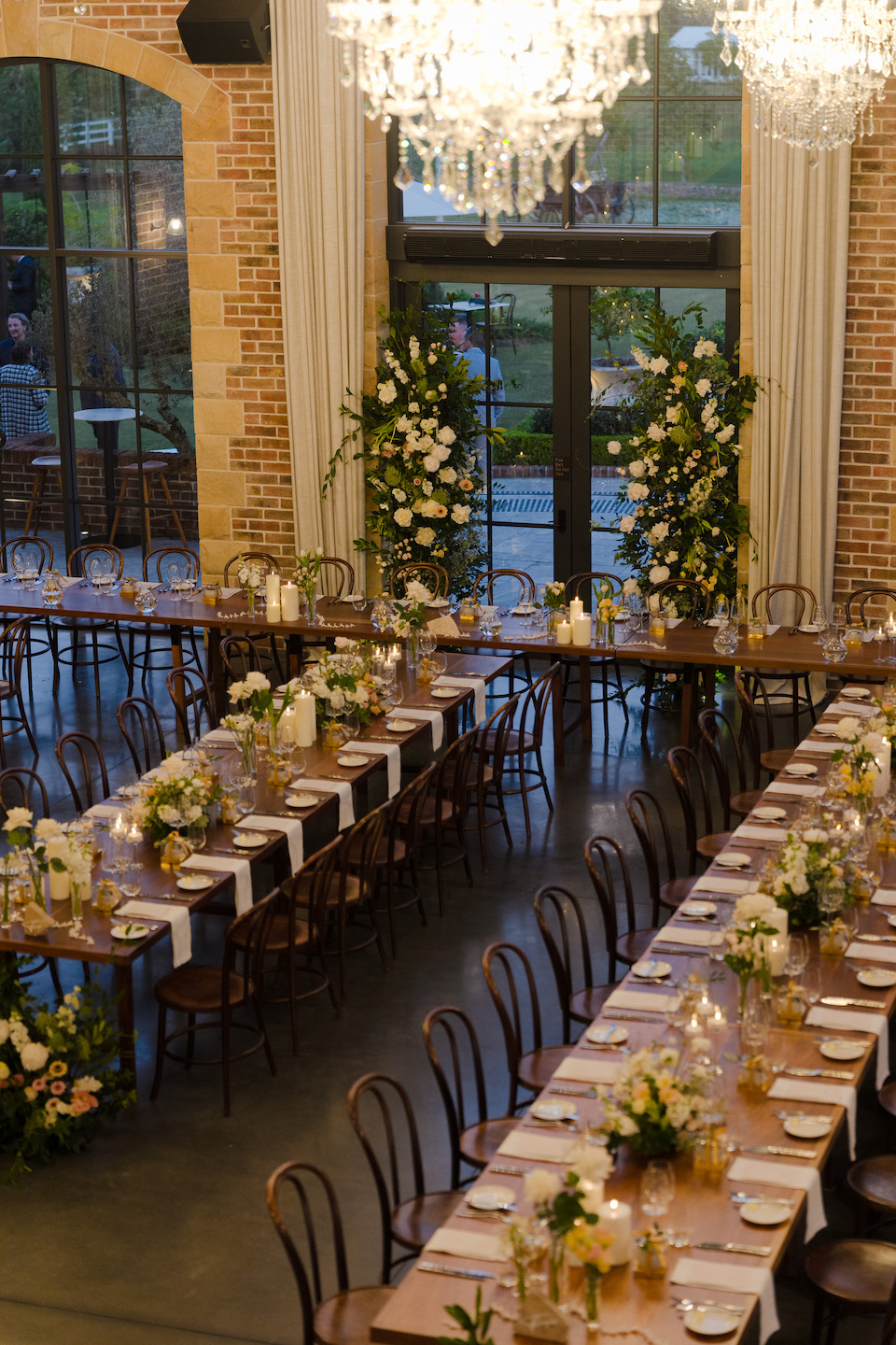 Willow Bud Wedding Flowers — photo 3 of 14